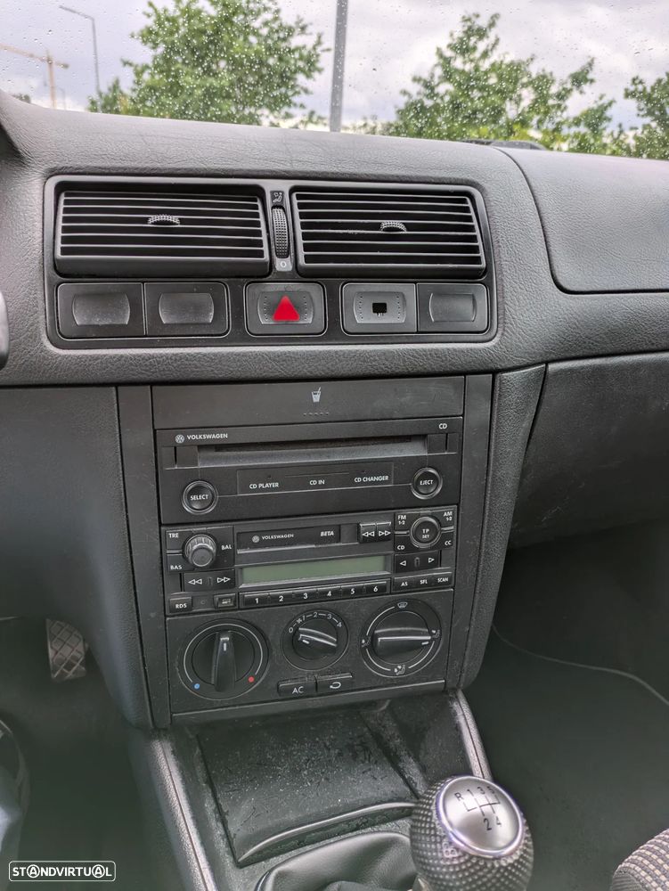 VW Golf 1.9 TDi Highline - 12