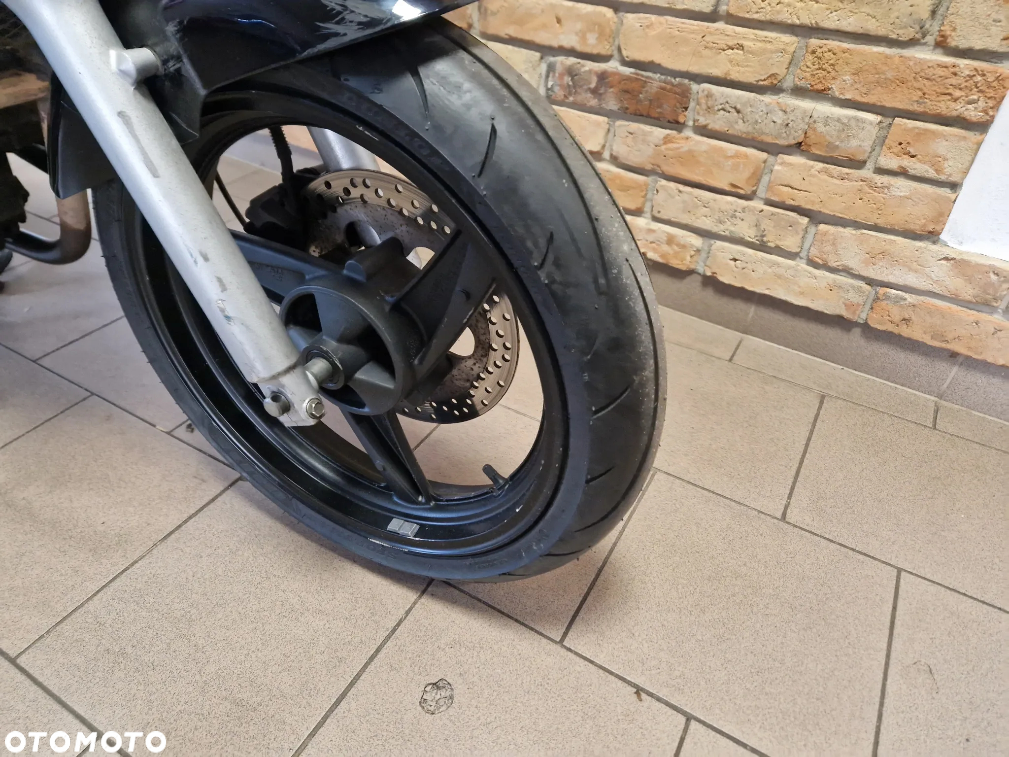 Kawasaki ER - 13