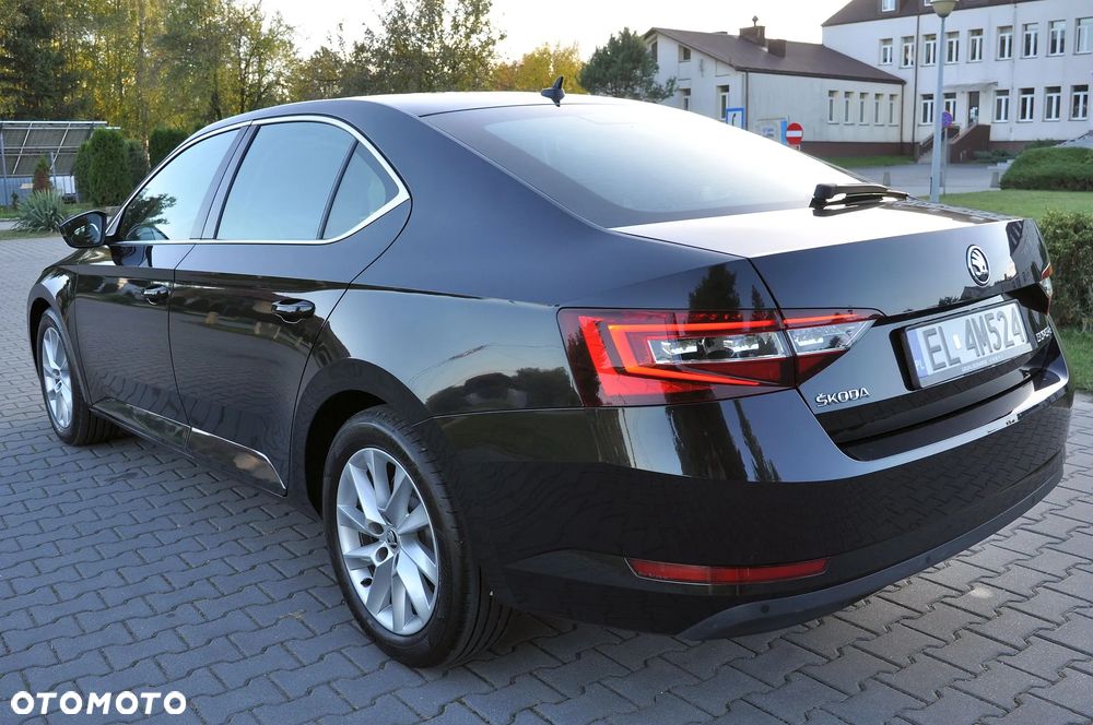 Skoda Superb 1.5 TSI ACT Ambition - 19