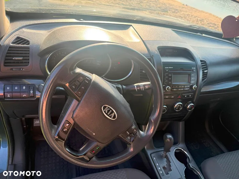 Kia Sorento - 7