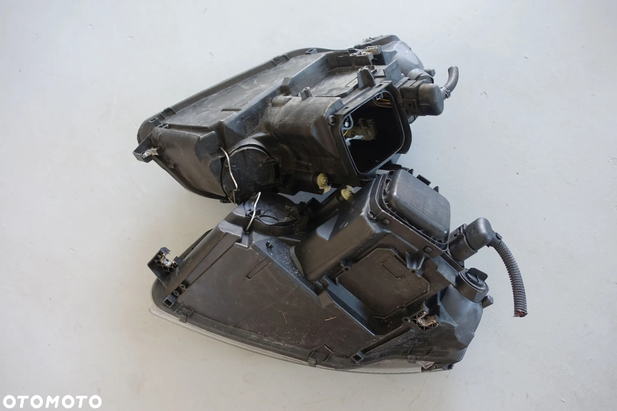 LAMPA LEWY  PRZÓD AUDI A3 8P 8P0941003 - 8