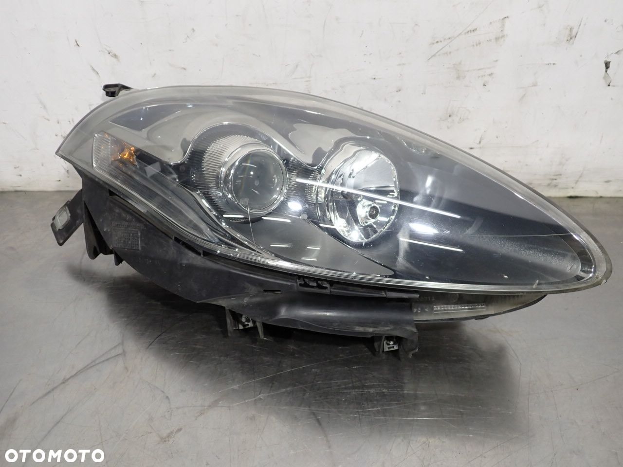LAMPA PRAWA PRZEDNIA SOCZEWKA FIAT BRAVO II LIFT 00518778830 - 1