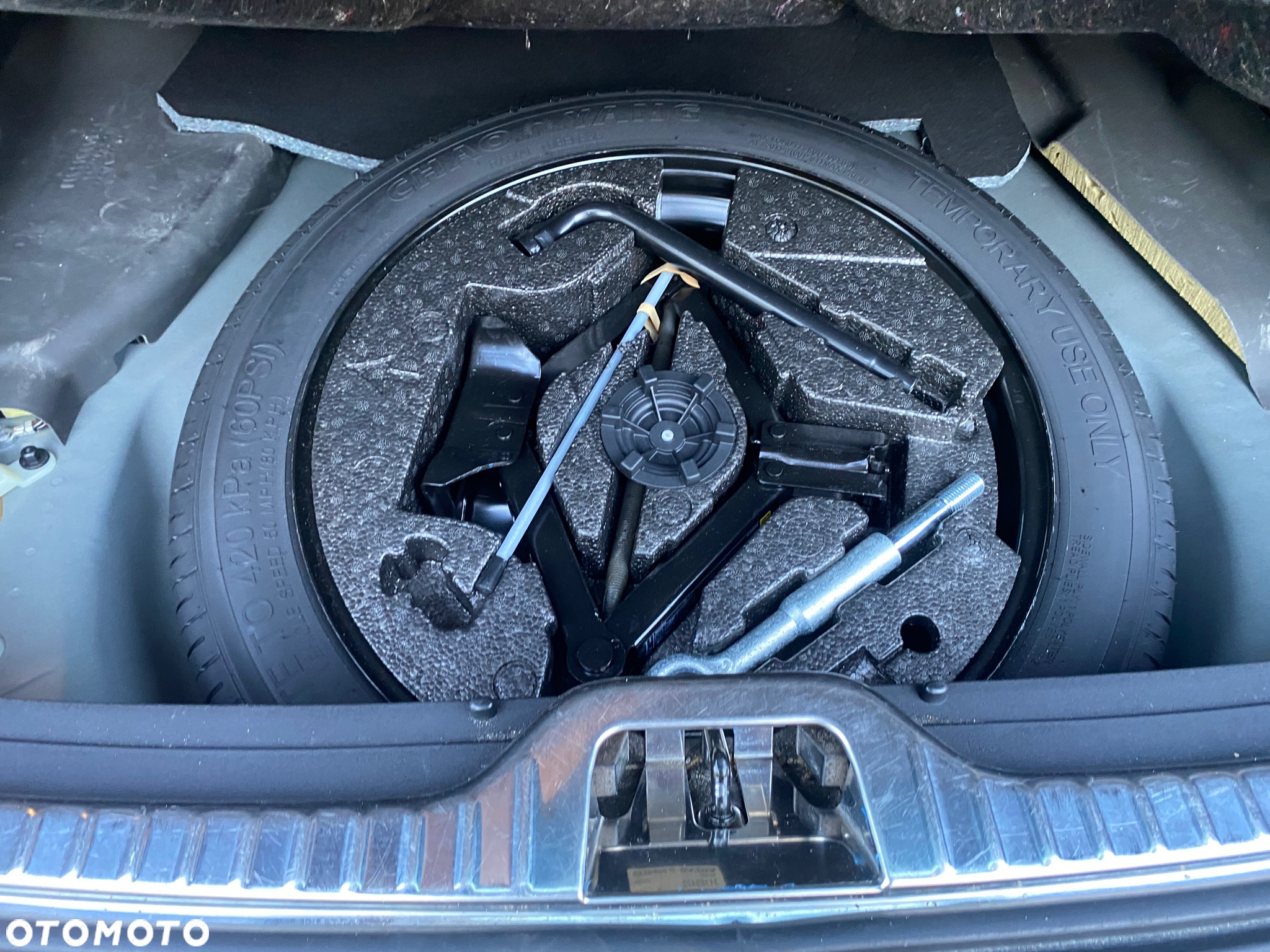 Volvo XC 60 D4 Geartronic Momentum - 25