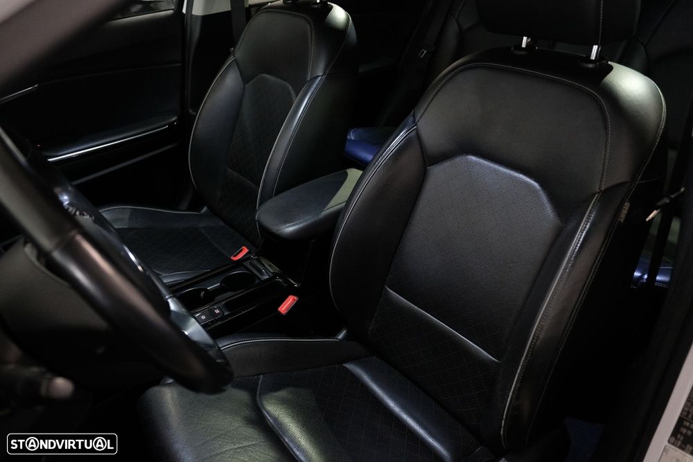 Kia Ceed 1.4 T-GDI GT Line 7DCT - 8