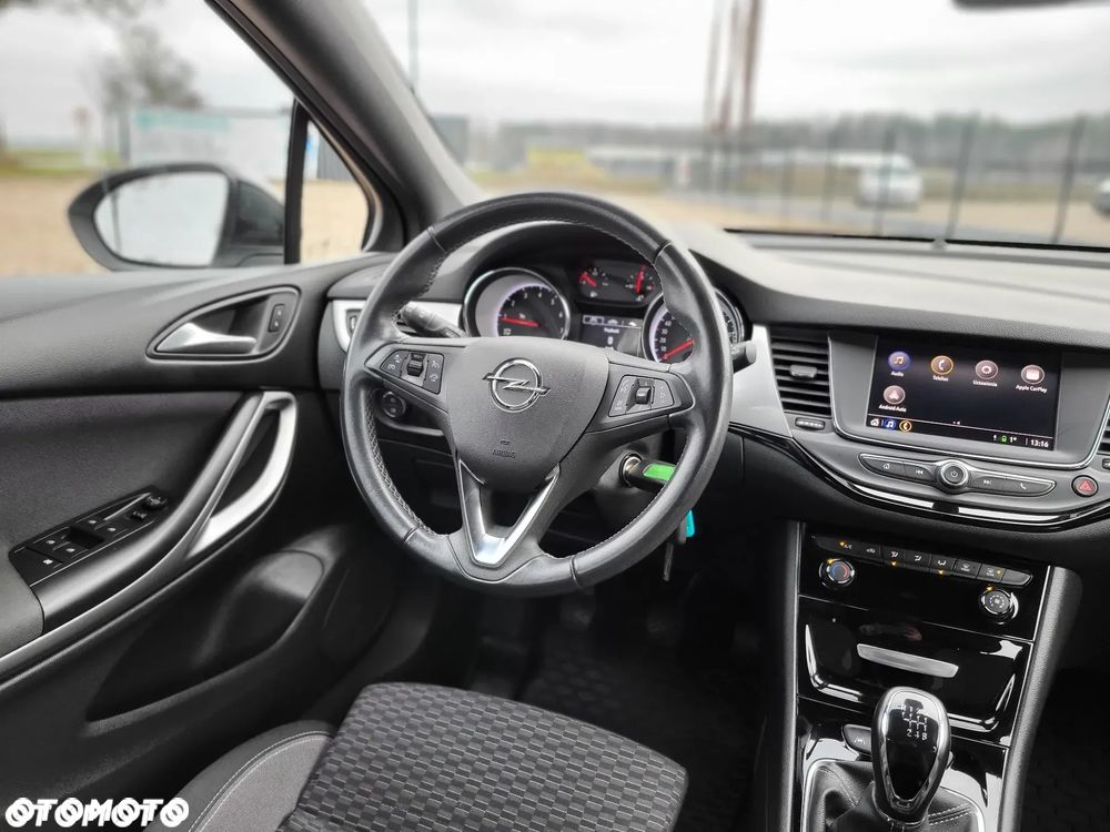 Opel Astra 1.2 T GS Line S&S - 10