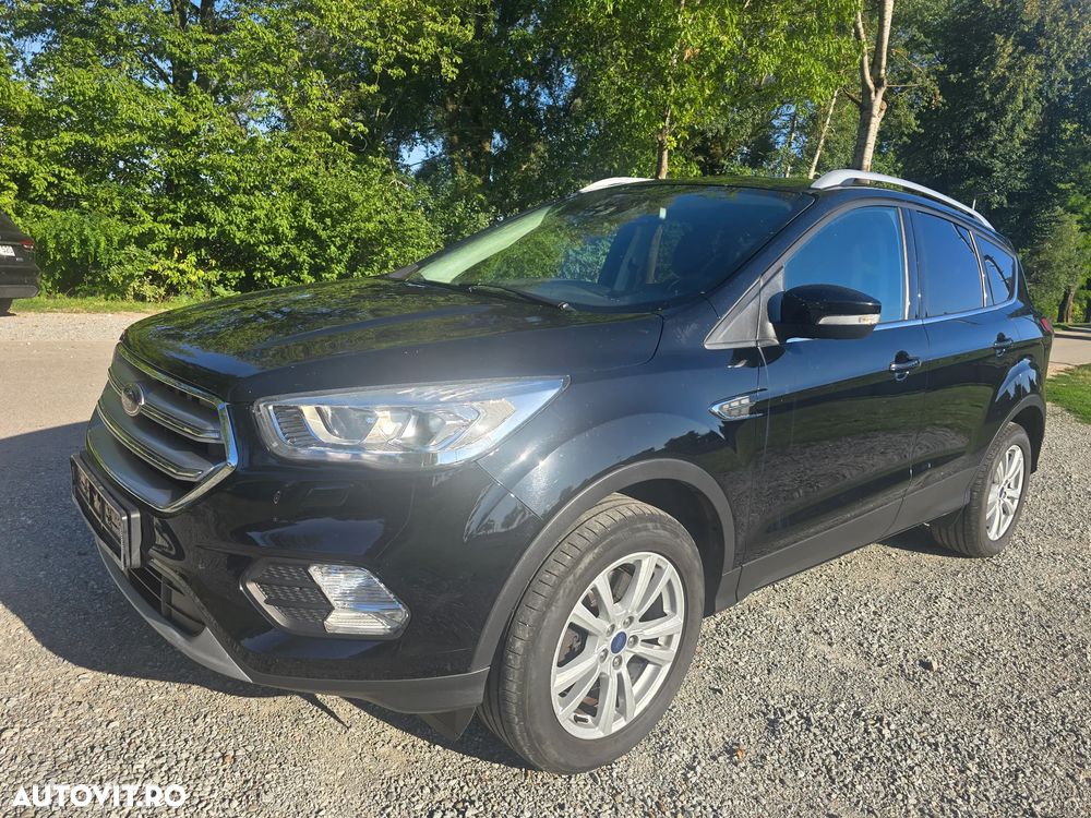Ford Kuga - 2