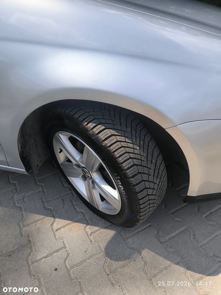 Volkswagen Golf 2.0 TDI Comfortline - 7