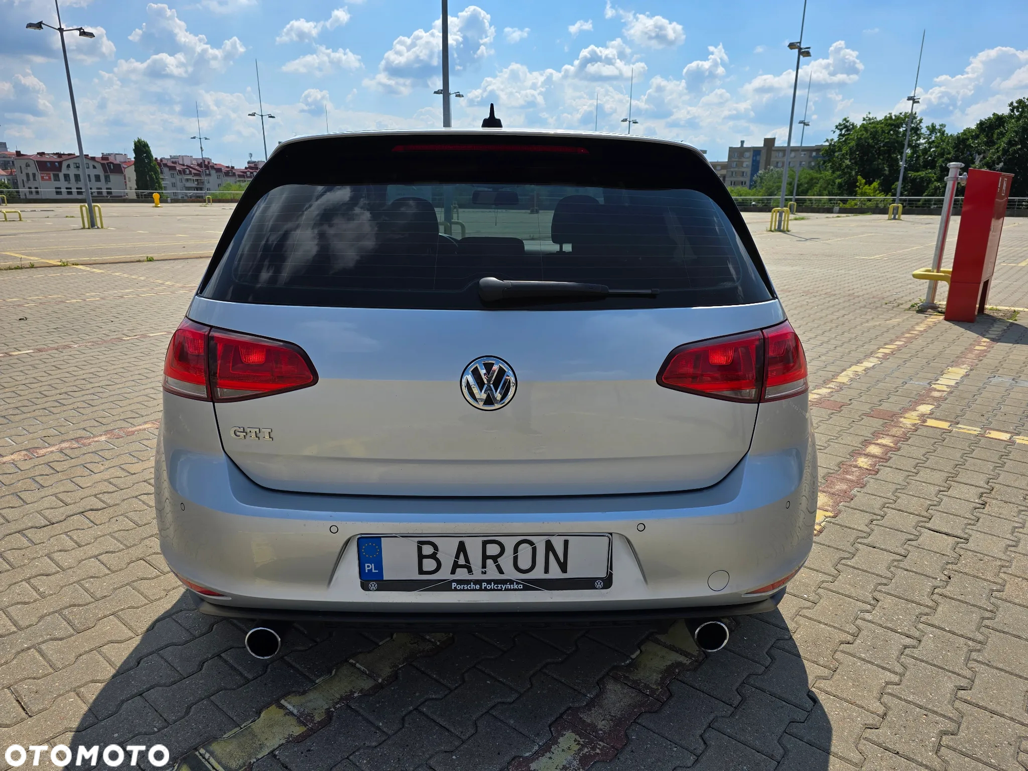 Volkswagen Golf GTI BlueMotion Technology DSG - 12
