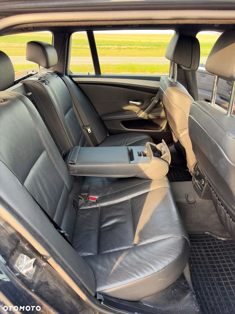 BMW Seria 5 - 25