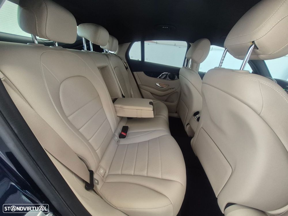 Mercedes-Benz GLC 300 de Coupé 4Matic - 29