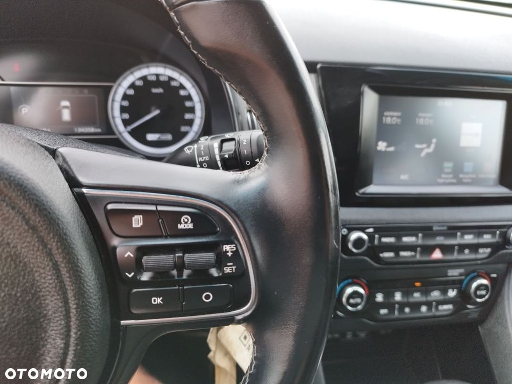 Kia Niro 1.6 GDI HEV 2WD OPF Edition 7 - 30