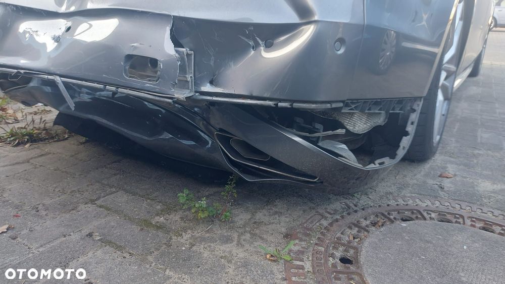Audi A8 3.0 TDI L Quattro - 4