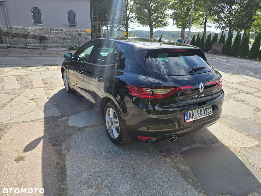 Renault Megane ENERGY TCe 130 Start & Stop LIMITED - 35