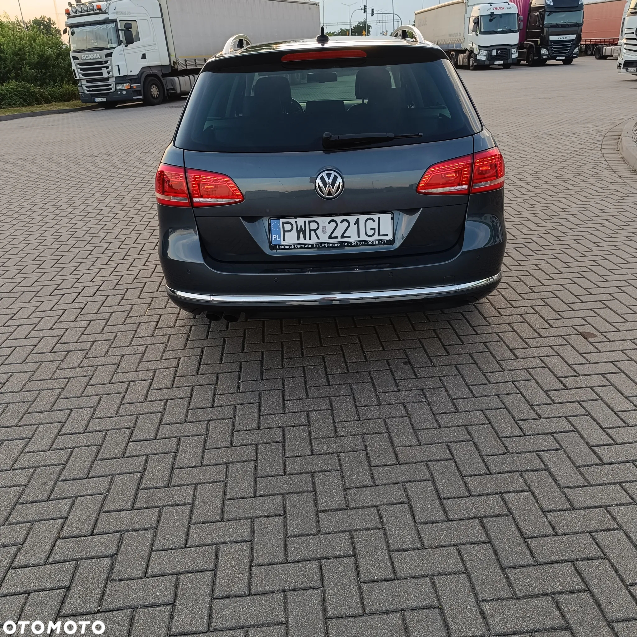 Volkswagen Passat 2.0 TDI Highline - 6