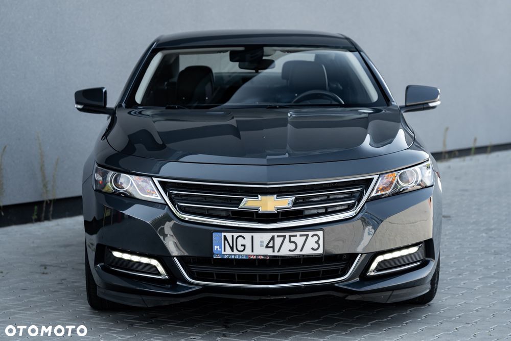 Chevrolet Impala - 4