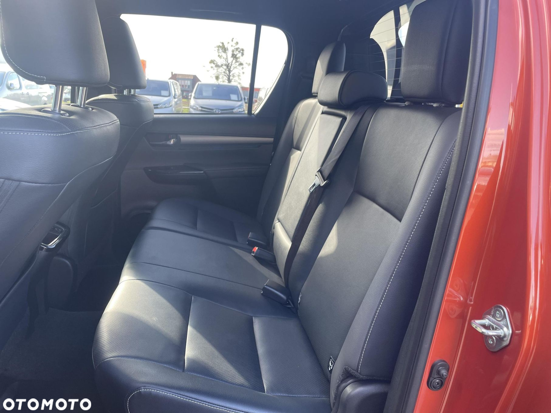 Toyota Hilux 2.8 D-4D Double Cab Invincible Sport 4x4 - 19