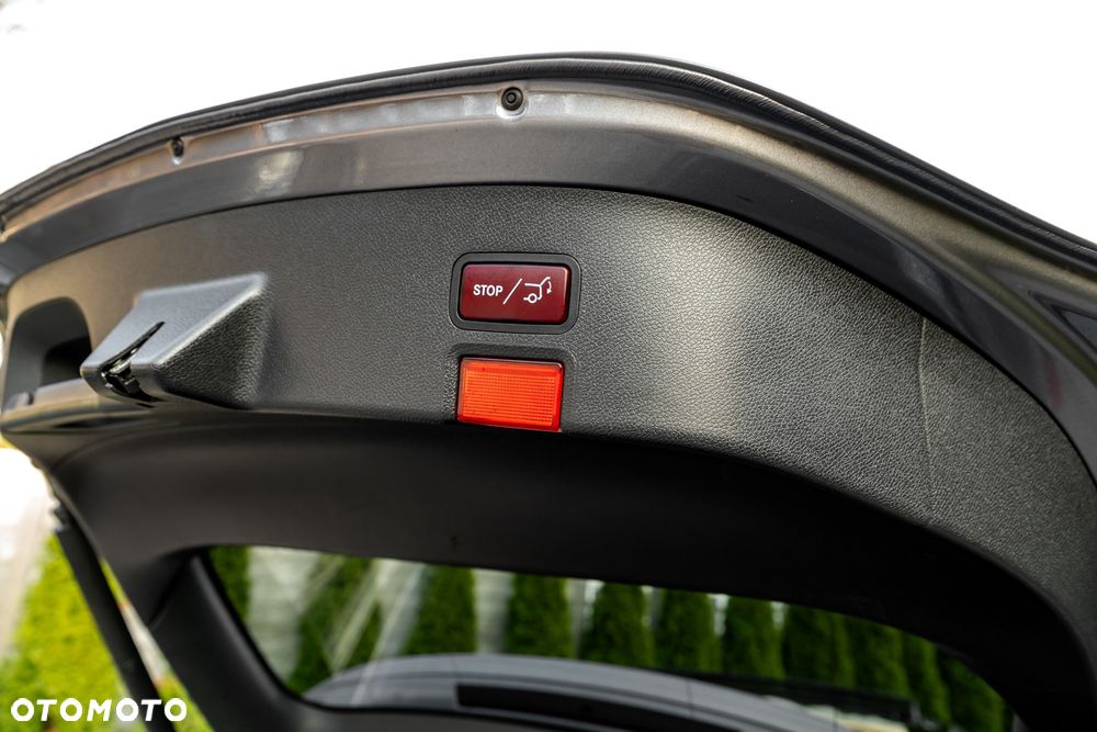 Mercedes-Benz CLA 250 4Matic 7G-DCT Sport - 21