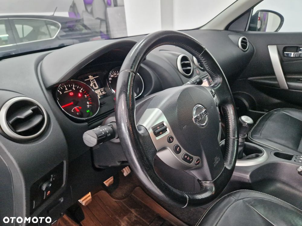 Nissan Qashqai 2.0 tekna - 25