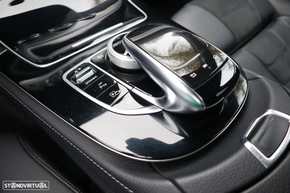 Mercedes-Benz CLS 300 d 9G-TRONIC AMG Line - 23