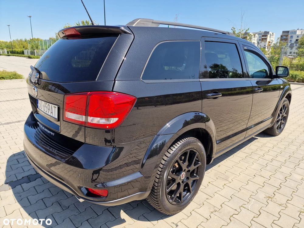 Fiat Freemont 2.0 Multijet 16V DPF Automatik Allrad Black Code - 8