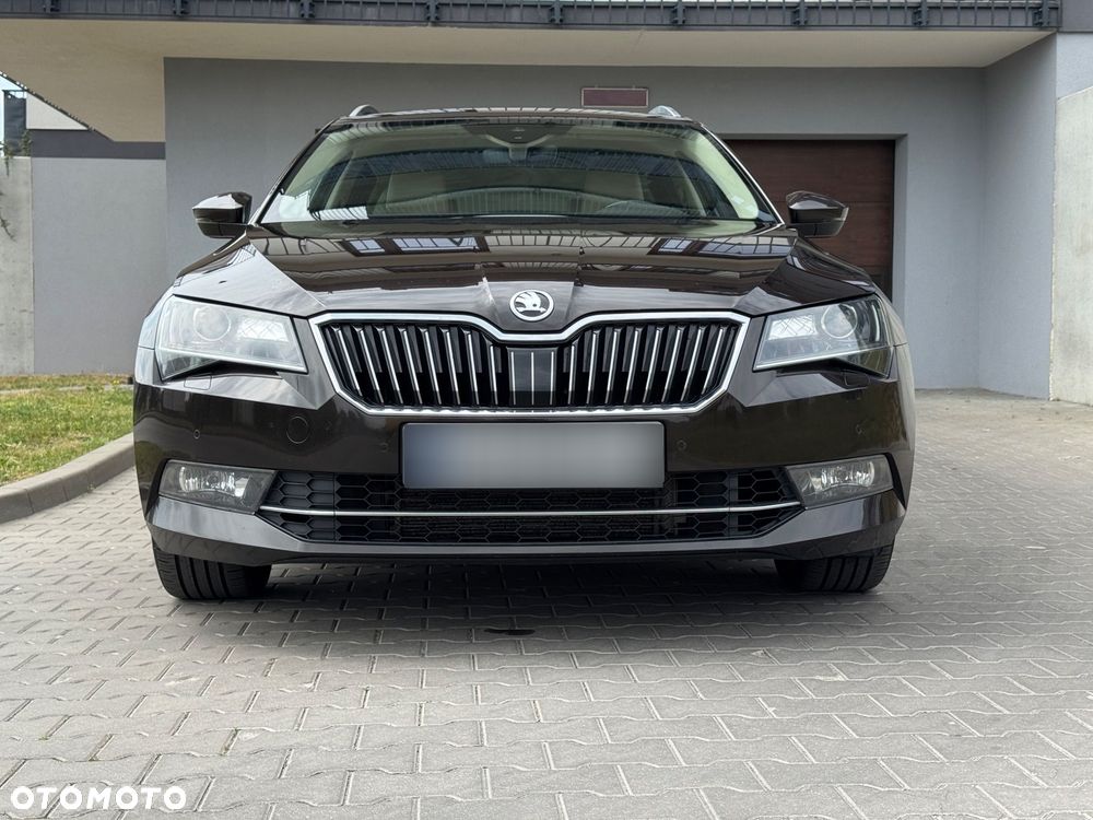 Skoda Superb 2.0 TSI 4x4 L&K DSG - 3