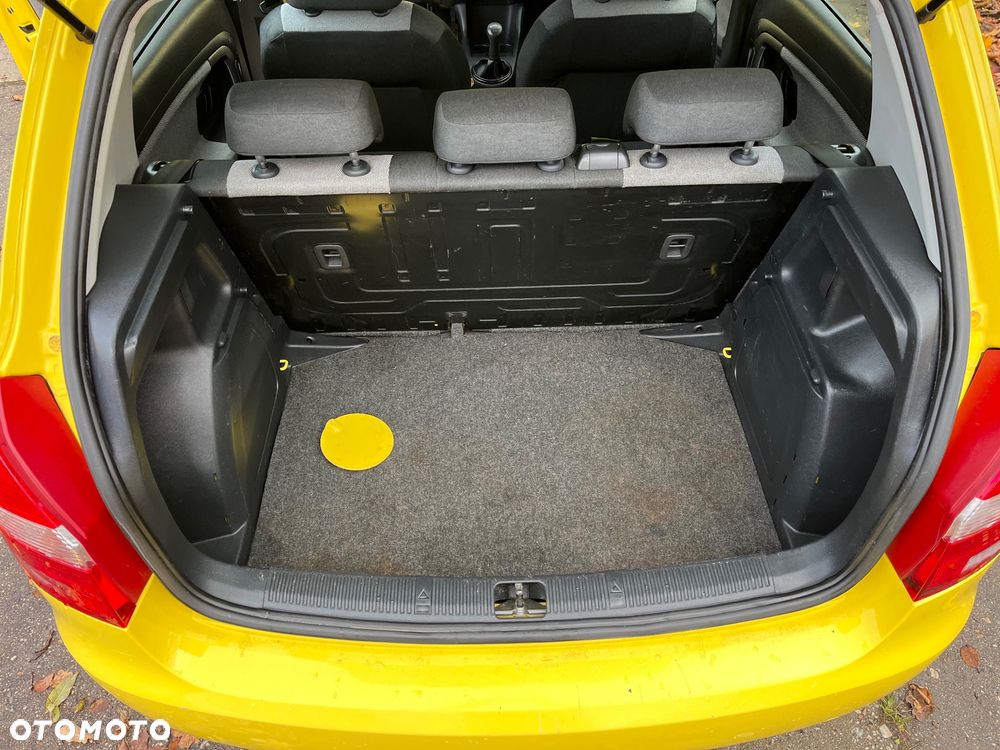 Skoda Fabia 1.2 HTP - 14