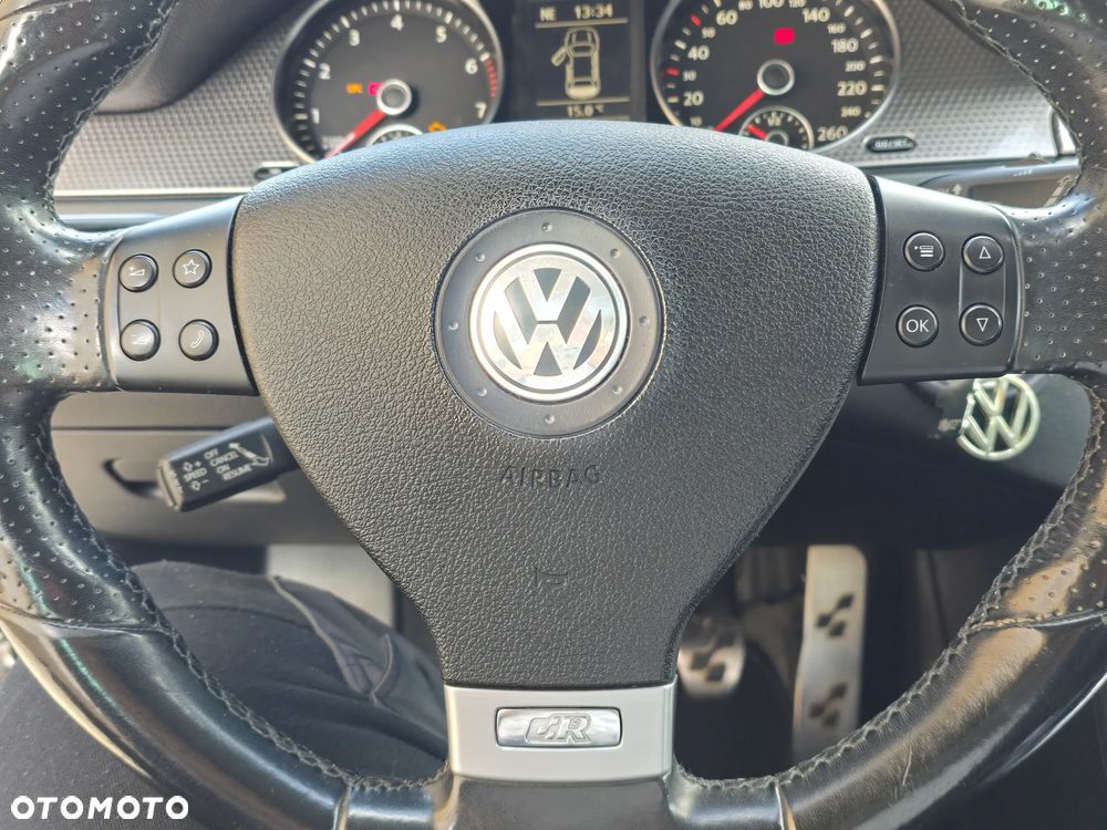 Volkswagen Passat Variant 2.0 TSI R-Line Edition Plus - 22