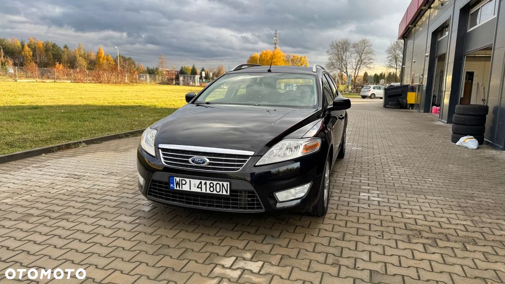 Ford Mondeo 1.6 Ambiente - 16