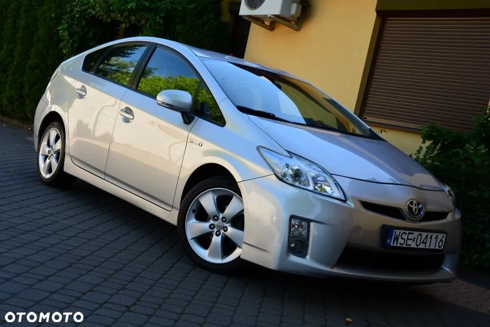 Toyota Prius (Hybrid) Comfort - 6