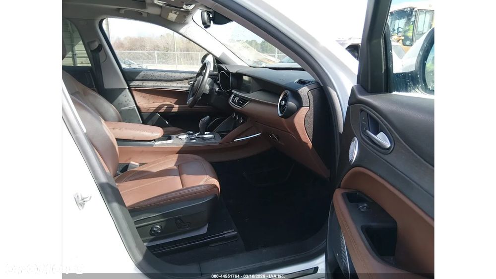 Alfa Romeo Stelvio 2.0 Turbo TI Q4 - 9