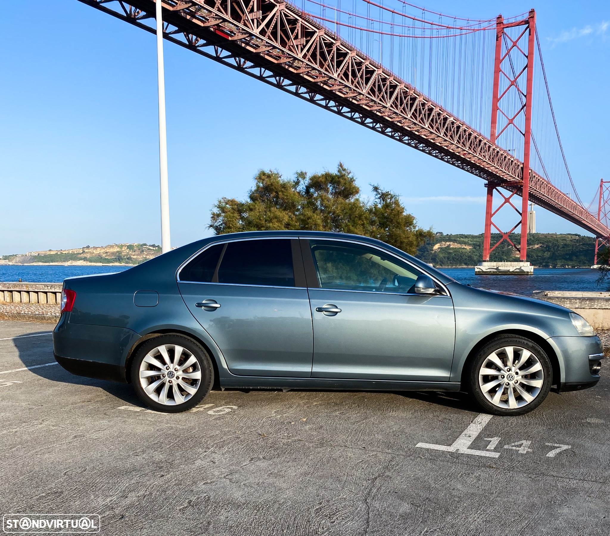 VW Jetta 1.9 TDi BlueM. Confortline - 2