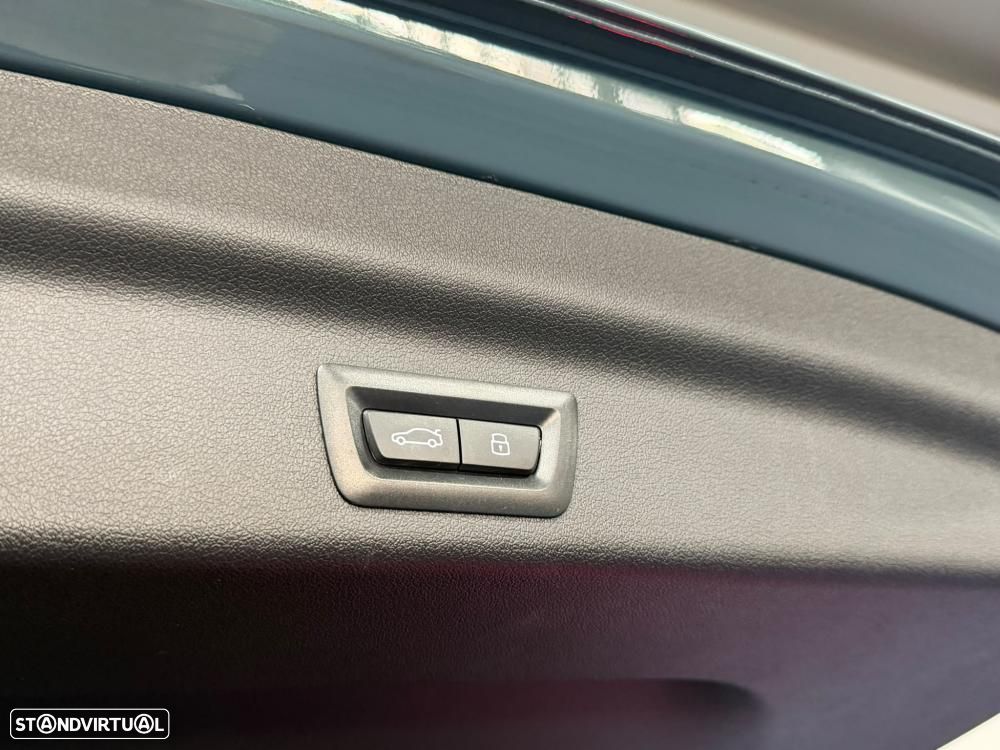 BMW iX1 xDrive30 - 45