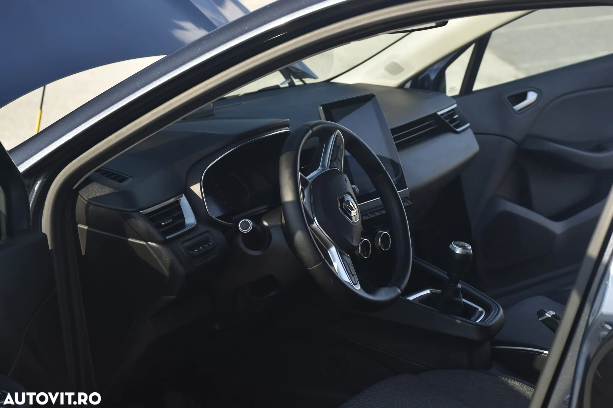 Renault Clio - 15