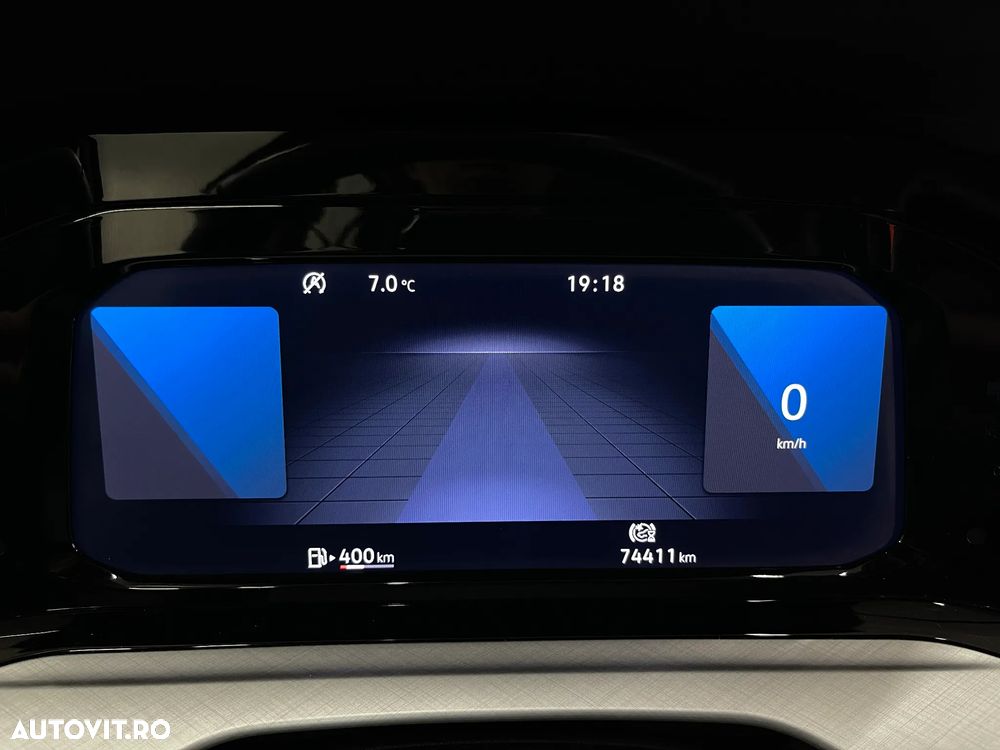 Volkswagen Golf 2.0 TDI SCR Life - 28