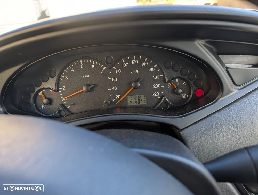 Ford Focus 1.4 Ambiente - 7