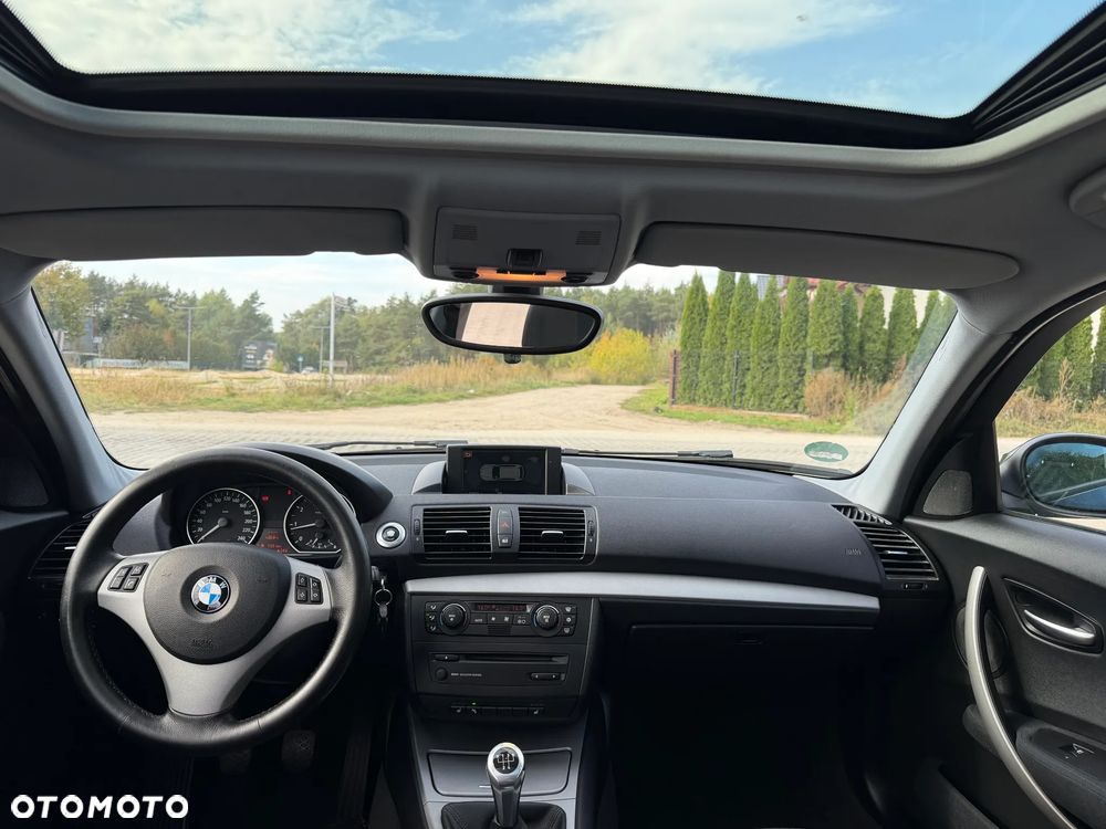 BMW Seria 1 116i - 8