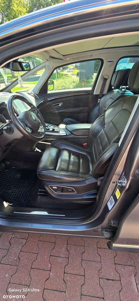 Renault Espace 1.6 dCi Energy Initiale Paris EDC - 7