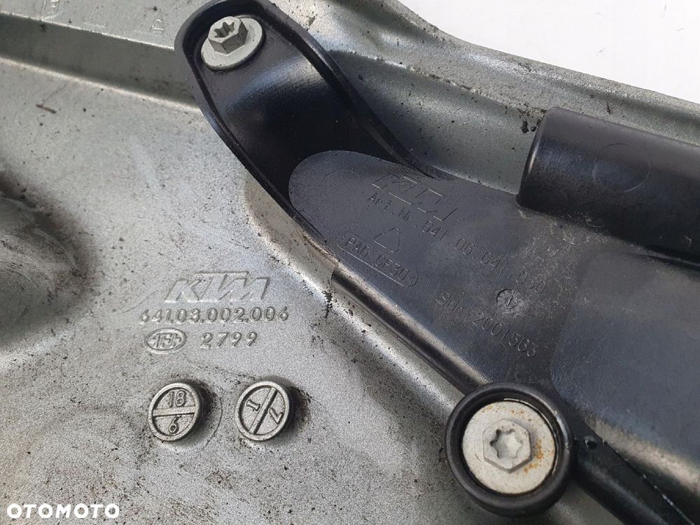 PRAWY BOCZNY STELAŻ RAMY KTM Duke 790 18-24 mocowanie podnóżka 64103002006 - 13