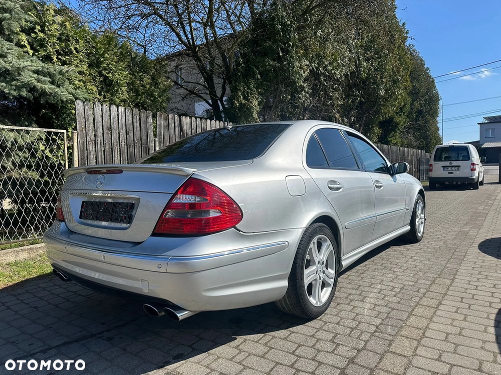 Mercedes-Benz Klasa E - 7