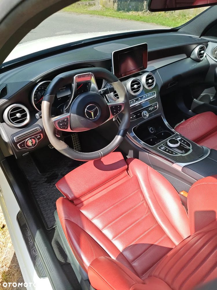 Mercedes-Benz Klasa C AMG 43 4-Matic - 17