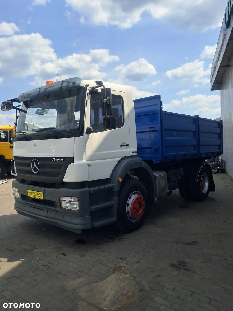 Mercedes-Benz AXOR 1824 - 12