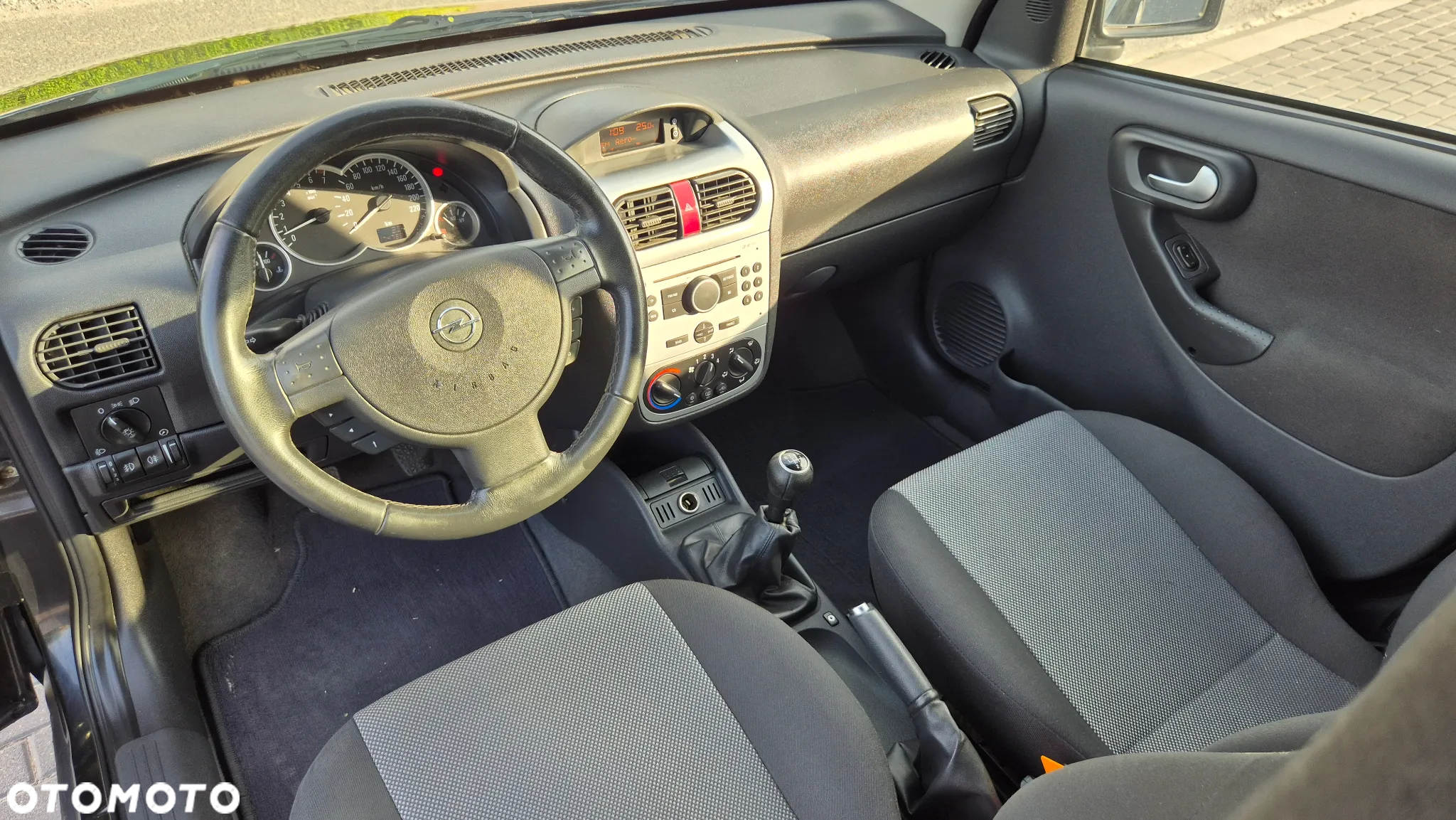 Opel Combo Tour 1.4 Essentia - 14