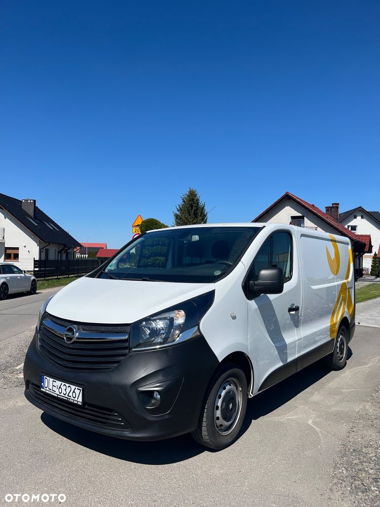 Opel Vivaro - 1