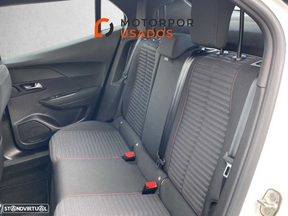 Peugeot e-2008 50 kWh Active - 9