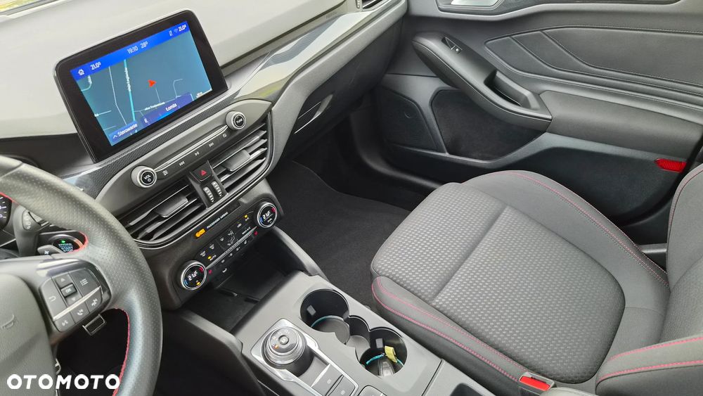 Ford Focus 2.0 TDCi ST-Line Red ASS PowerShift - 15