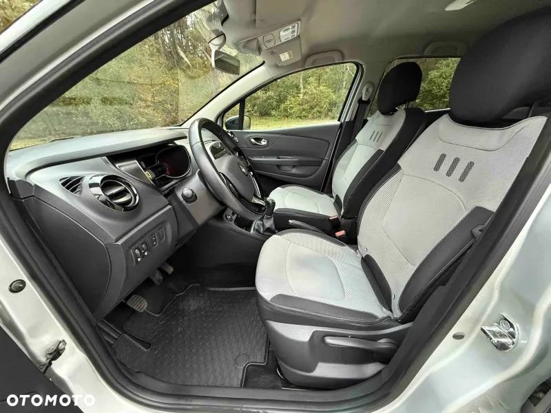 Renault Captur - 13