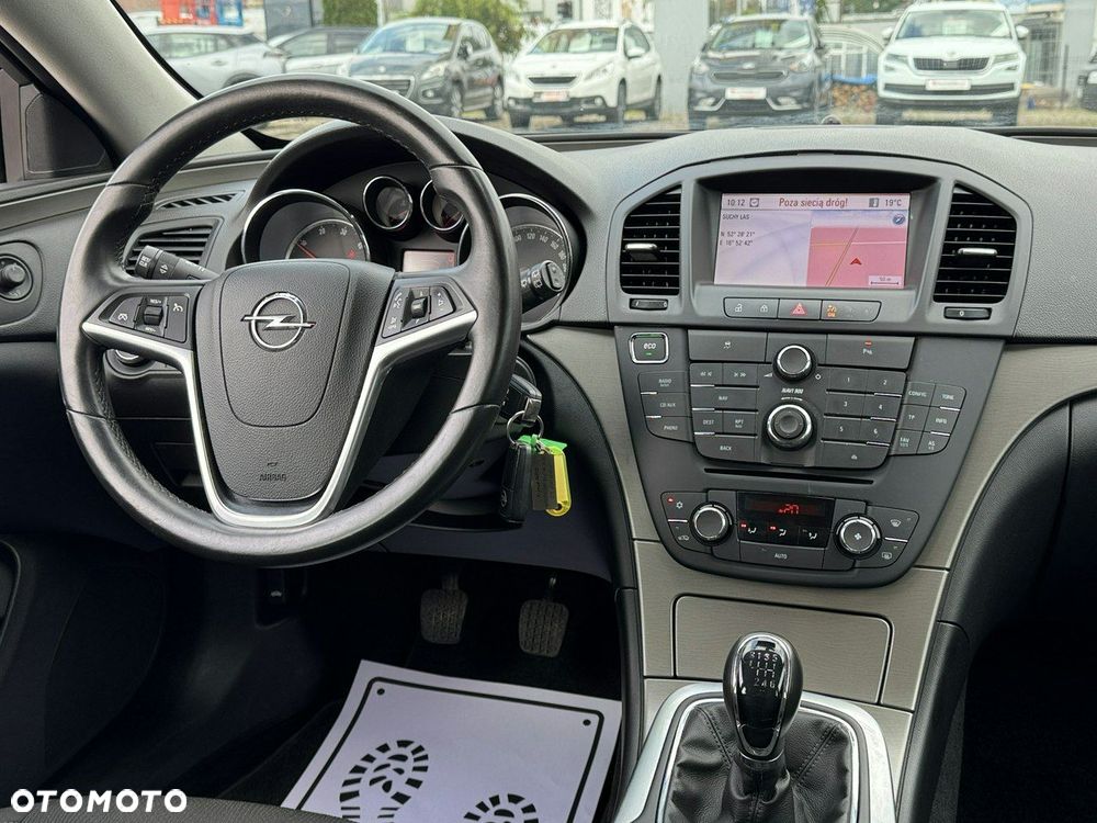 Opel Insignia - 21