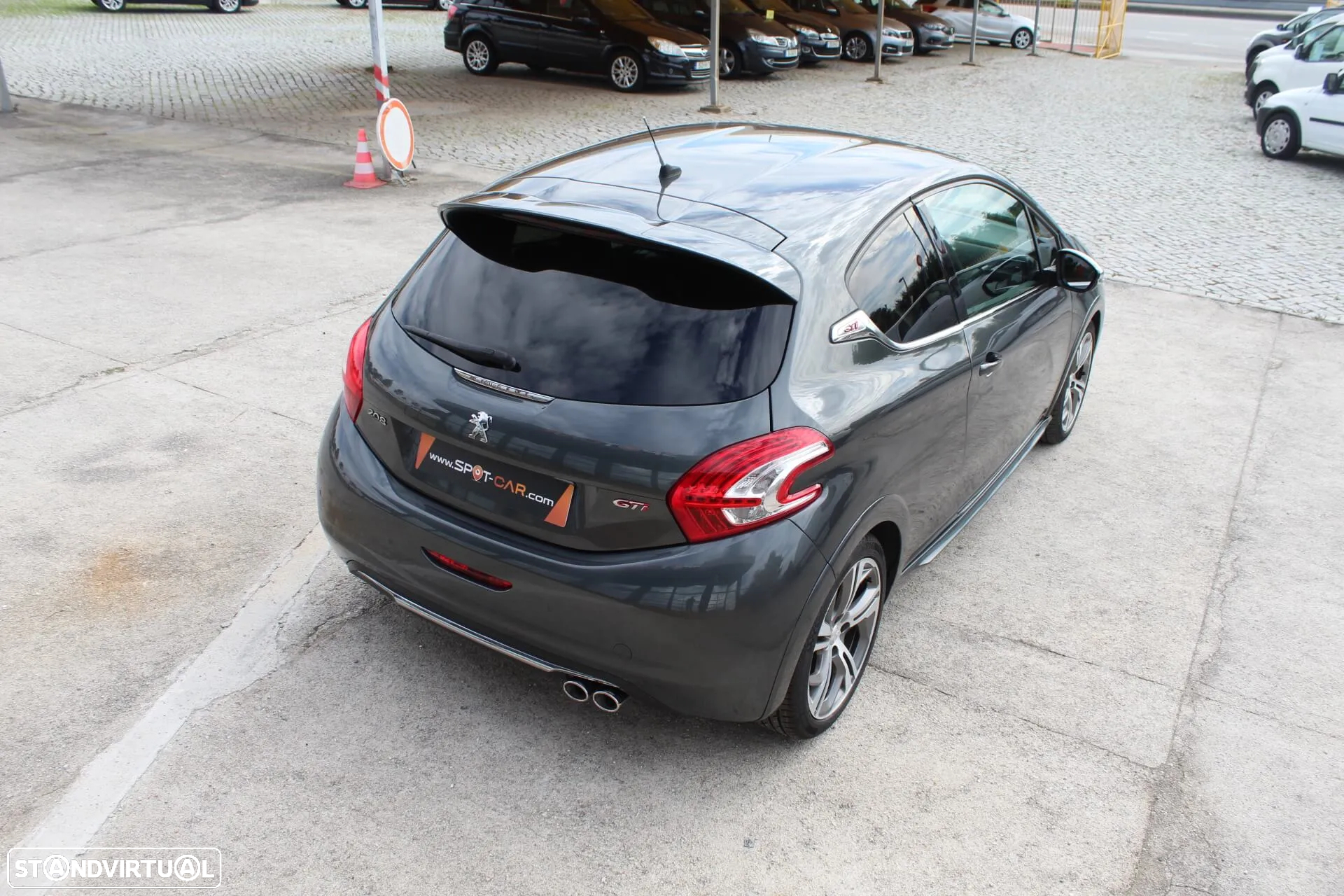 Peugeot 208 1.6 THP GTi - 4