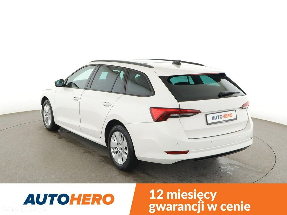 Skoda Octavia 2.0 TDI DSG Ambition - 4