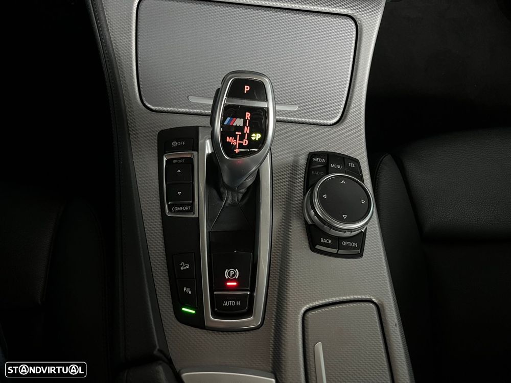 BMW M550d xDrive Auto - 34